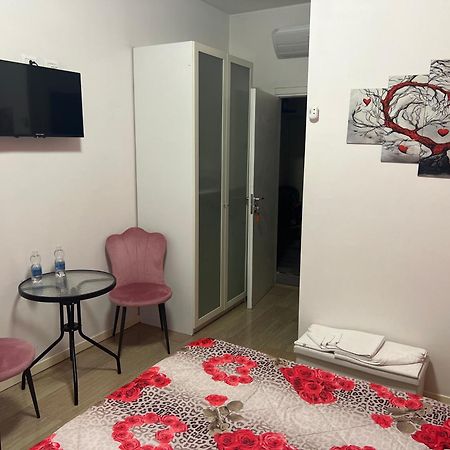 Katrin Luxury Hotel Верона Екстериор снимка