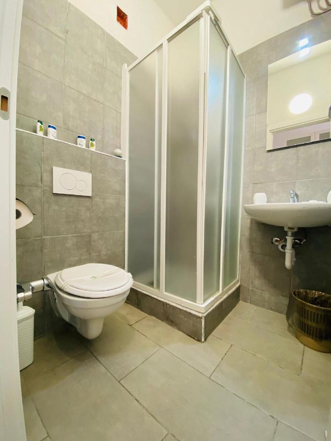 Katrin Luxury Hotel Верона Екстериор снимка