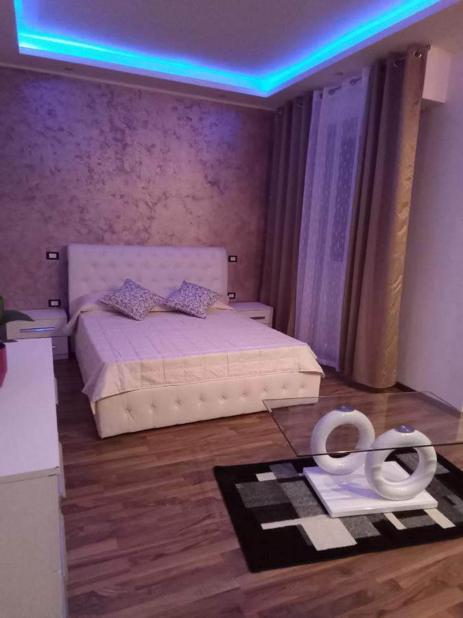 Katrin Luxury Hotel Верона Екстериор снимка