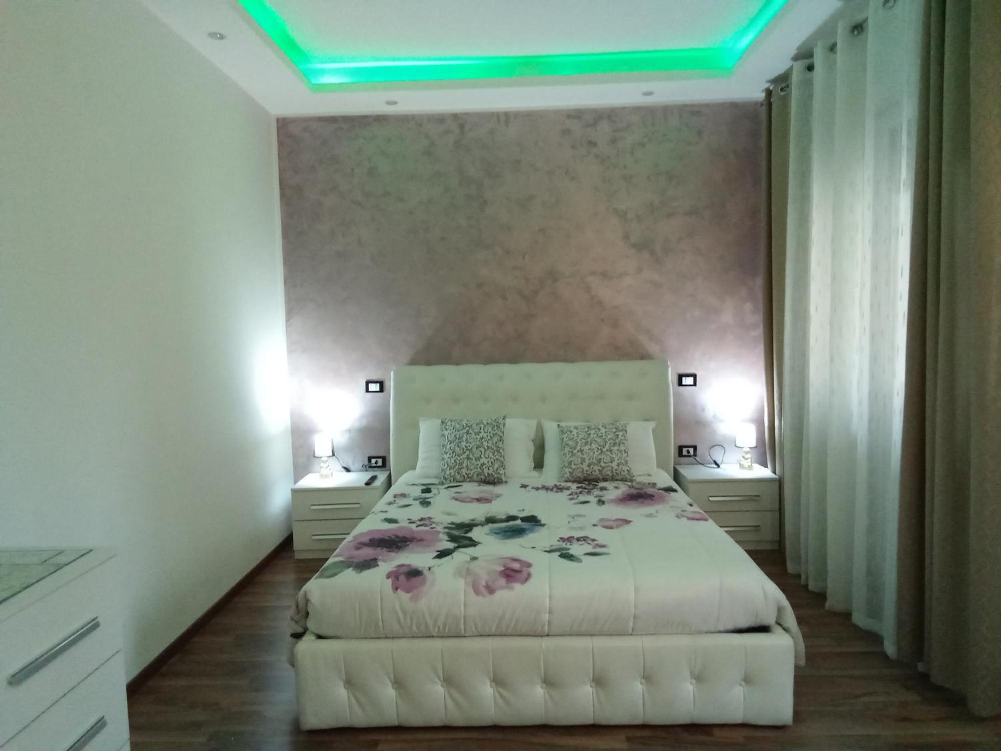 Katrin Luxury Hotel Верона Екстериор снимка
