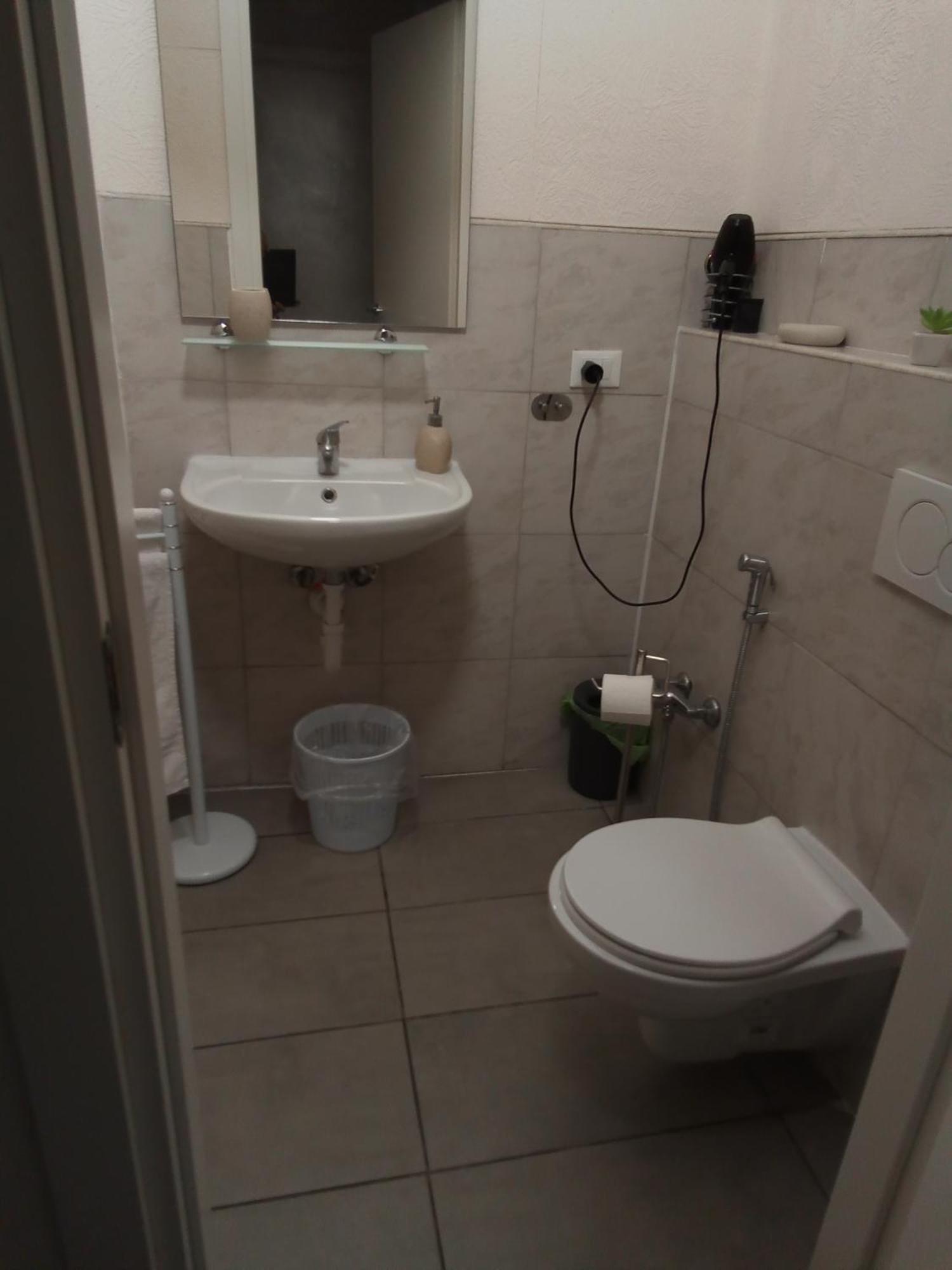 Katrin Luxury Hotel Верона Екстериор снимка
