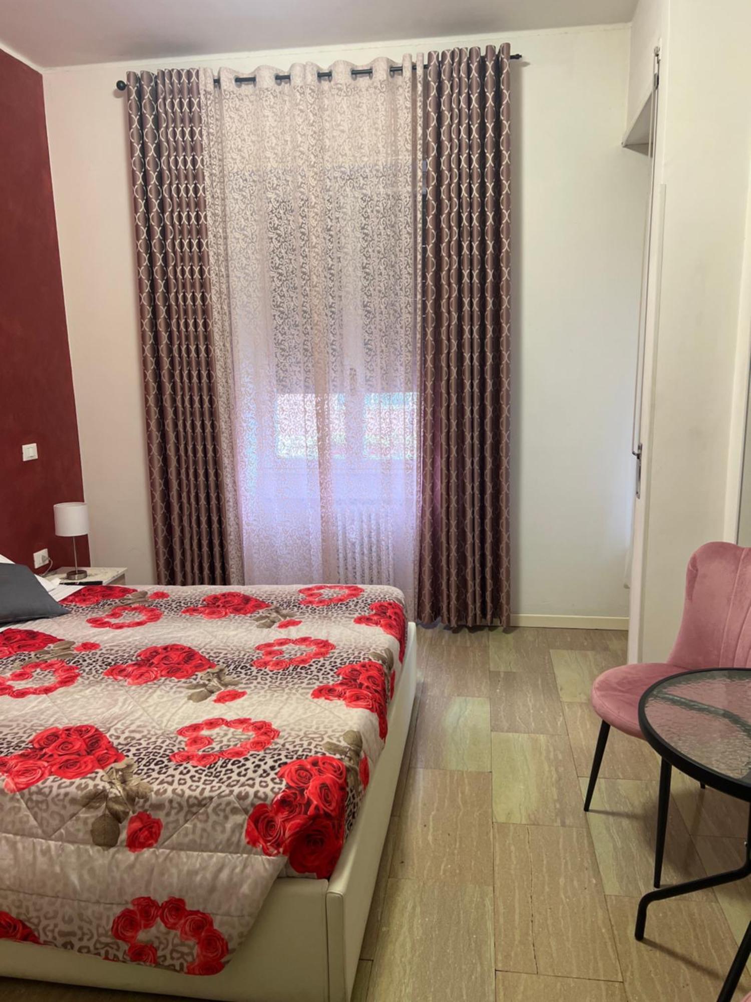 Katrin Luxury Hotel Верона Екстериор снимка